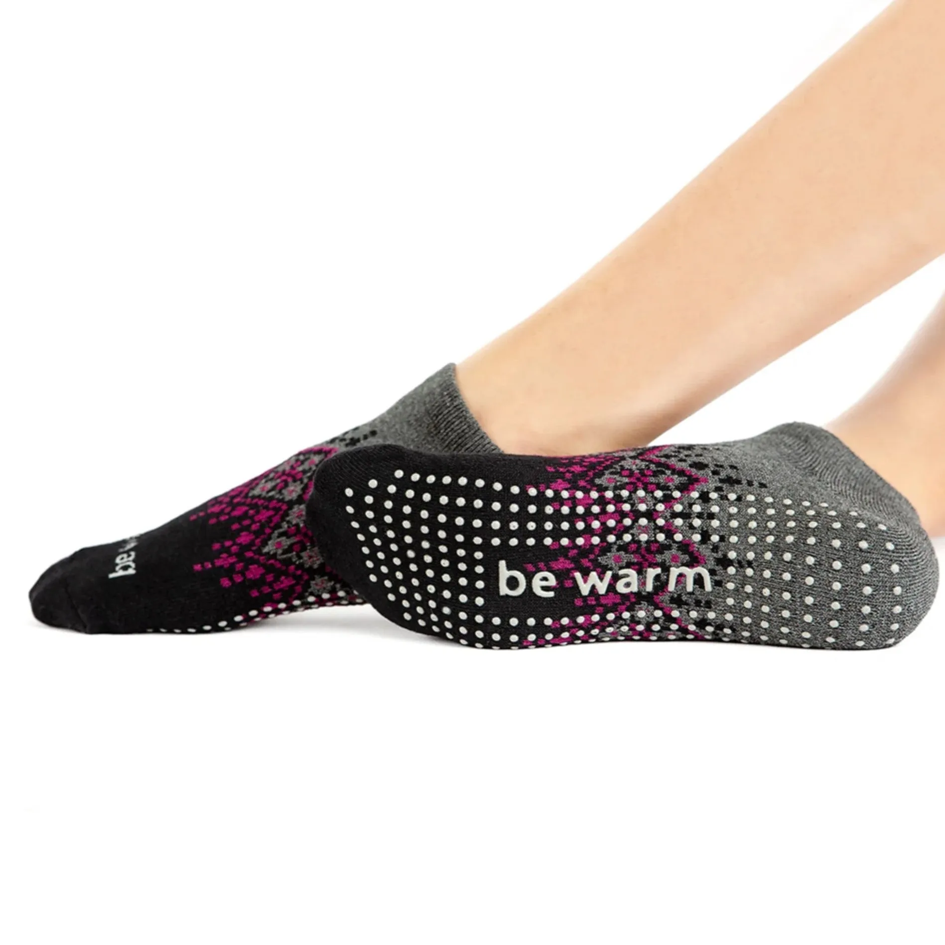 Be Warm - Black Grip Socks (Barre / Pilates)