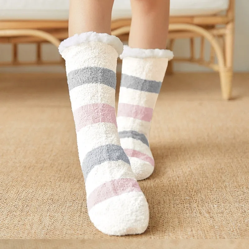 Bulk Orders Discount Thickened Winter Woven Thermal Cashmere Socks Women's Carpet Slippers