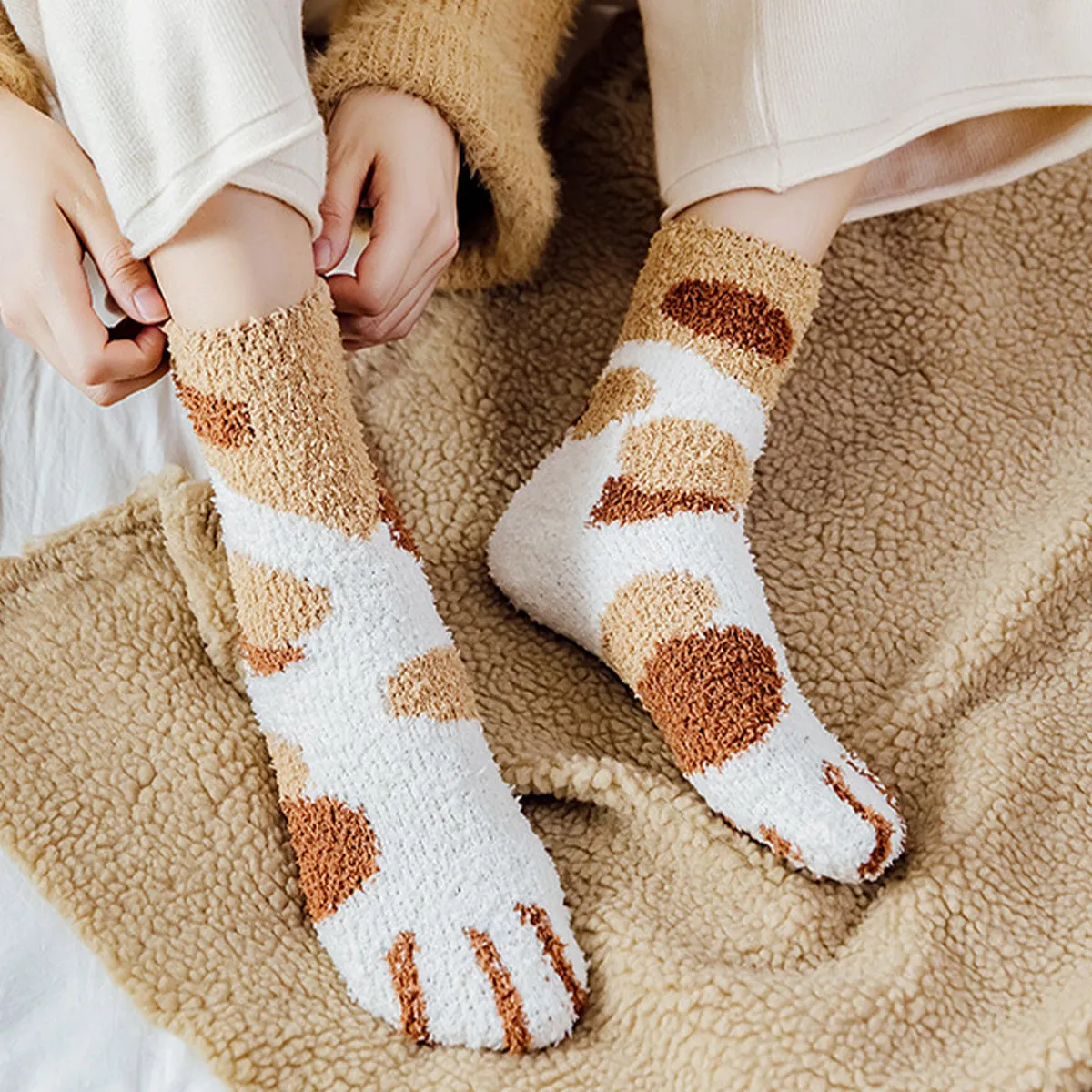 Funki Buys | Socks | Unisex Fuzzy Warm Paw Print Socks | 6 Pcs