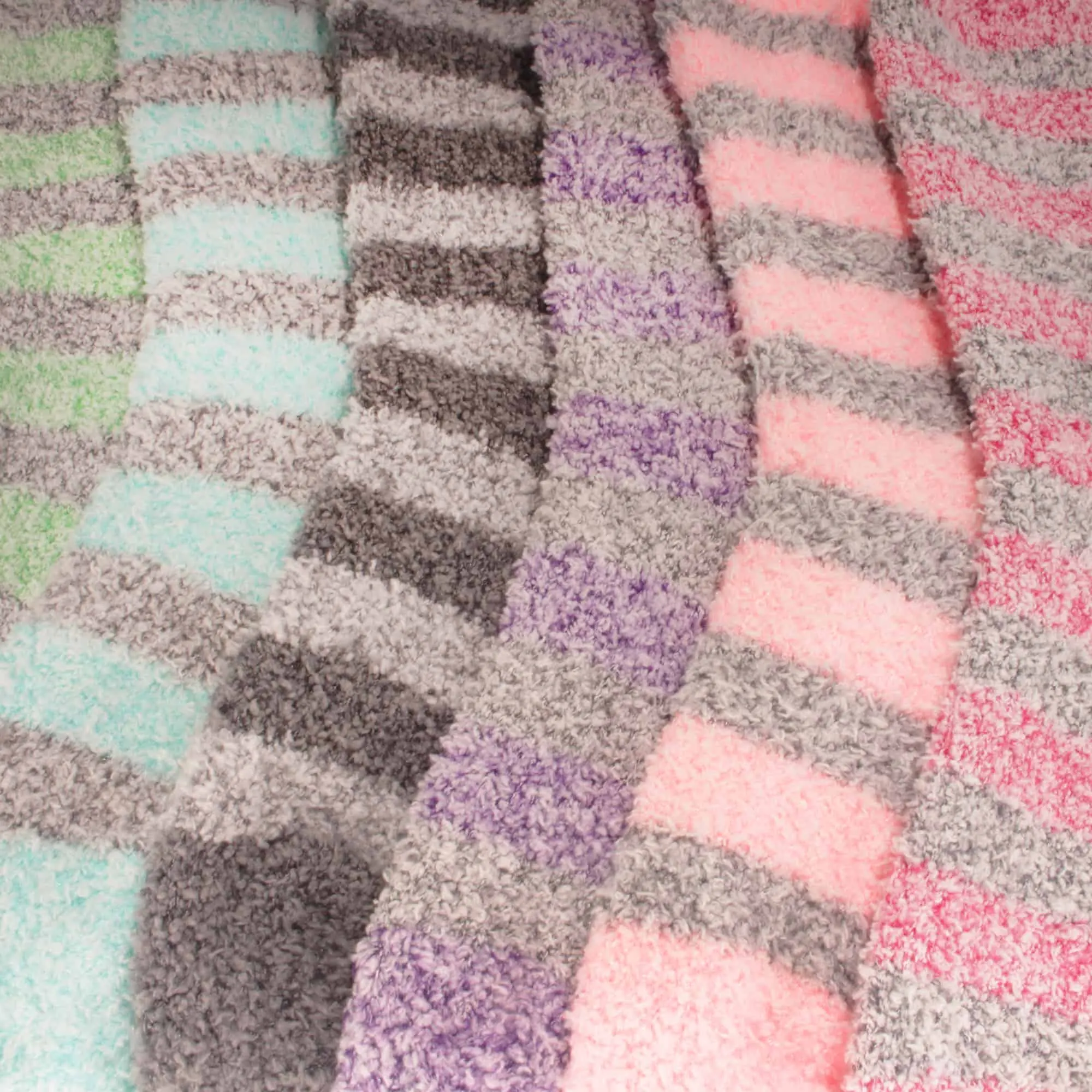 Women's Solid/Striped Two-Tone Fuzzy Socks